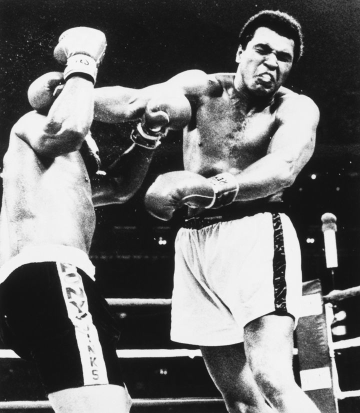 Leon Spinks fighting Mohammed Ali.