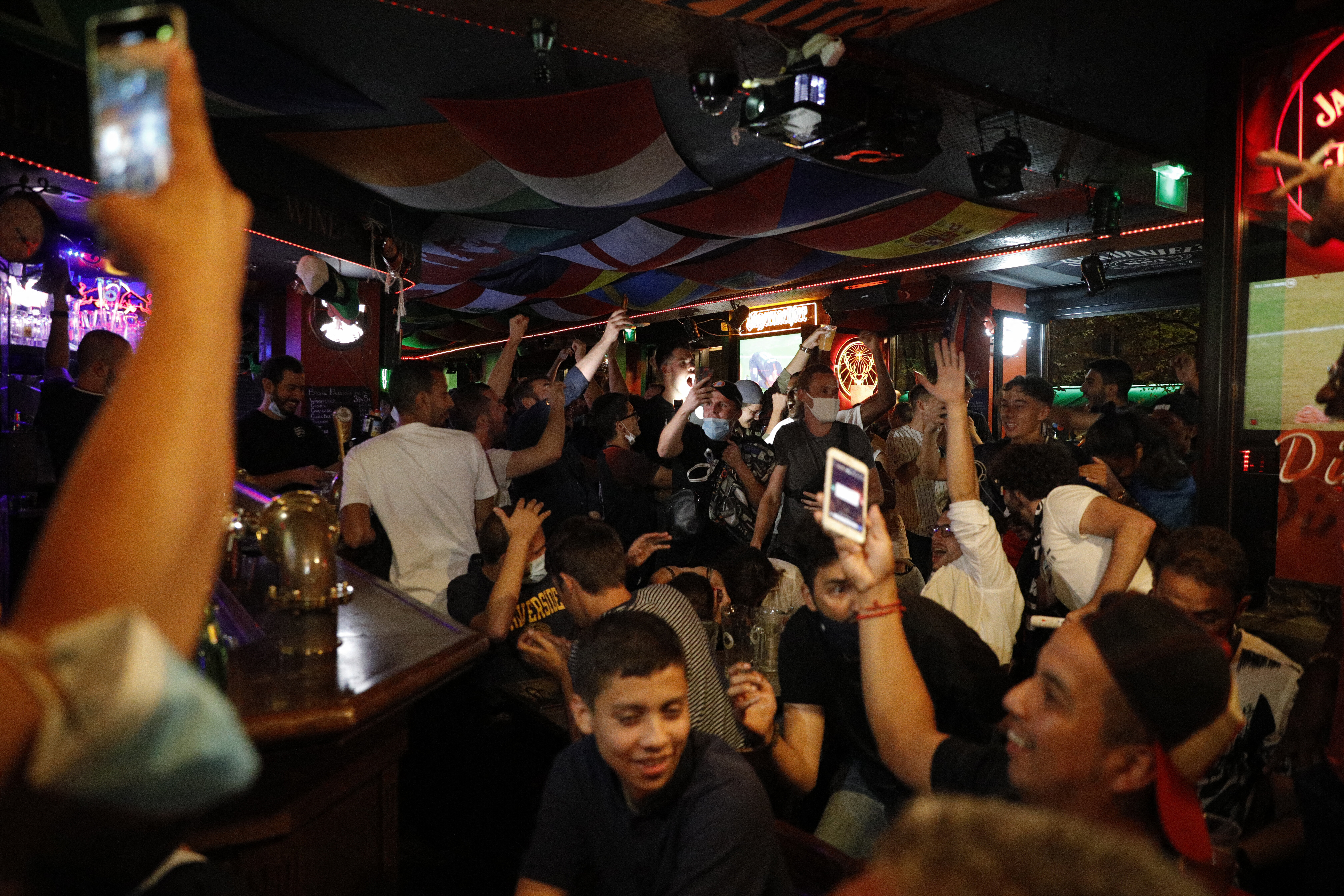 À Martigues, 97 verbalisations pendant OM-PSG dans un bar