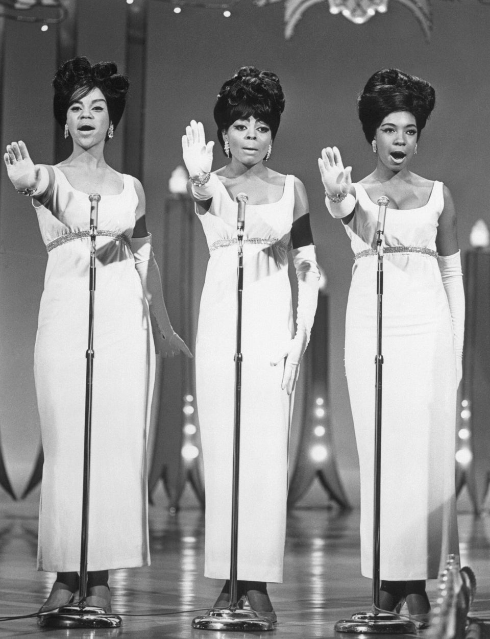 The cheap supremes outfits