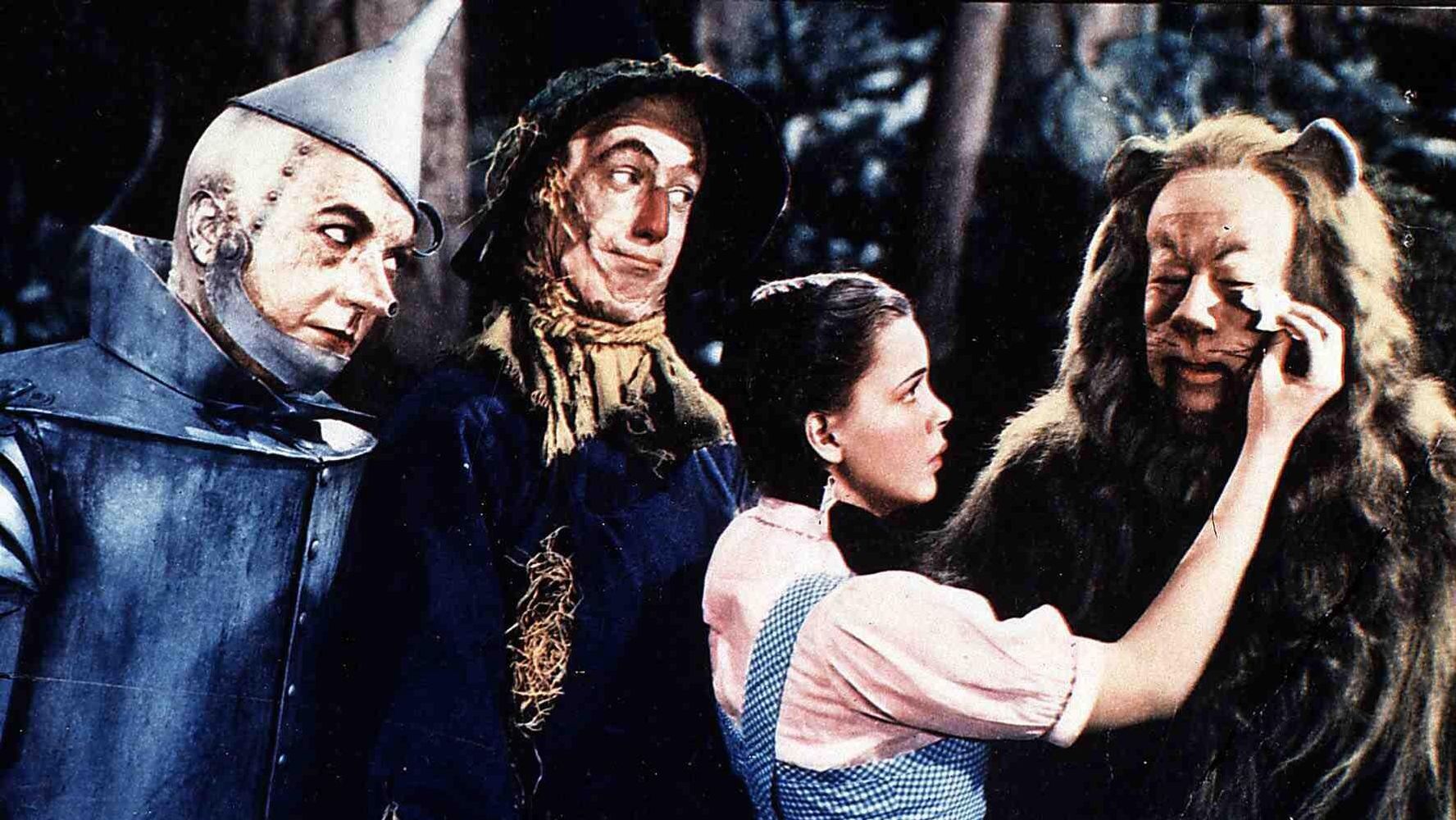 Wizard of Oz' remake planned with 'Watchmen' director