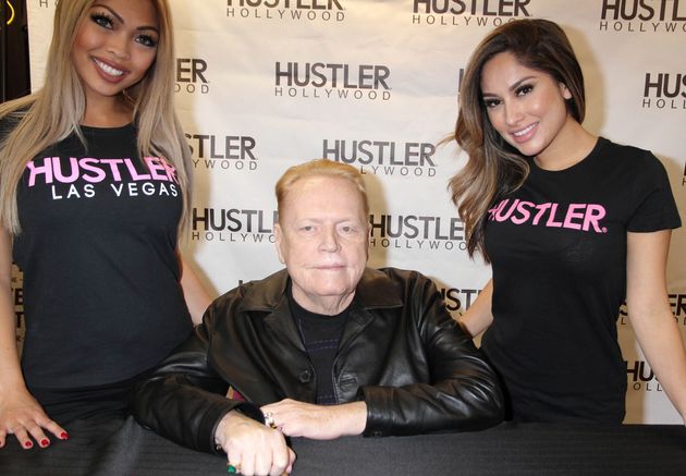Larry Flynt, en una firma en la tienda Hustler Hollywood Store en Las Vegas en  diciembre de 2016