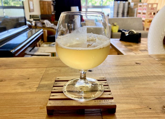 塩を加えて作った山椒ゴーゼ。ブルワリーで試飲した山椒ゴーゼはグラスにも塩をつけて飲んだ