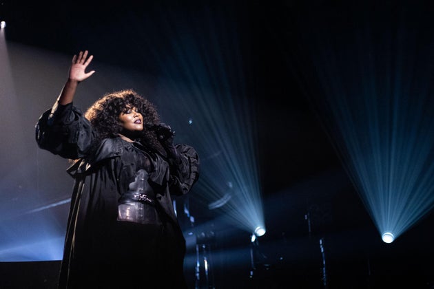 La chanteuse Yseult lors du concert des révélations des Victoires de la musique 2021 au Casino de Paris, le 11 janvier 2021