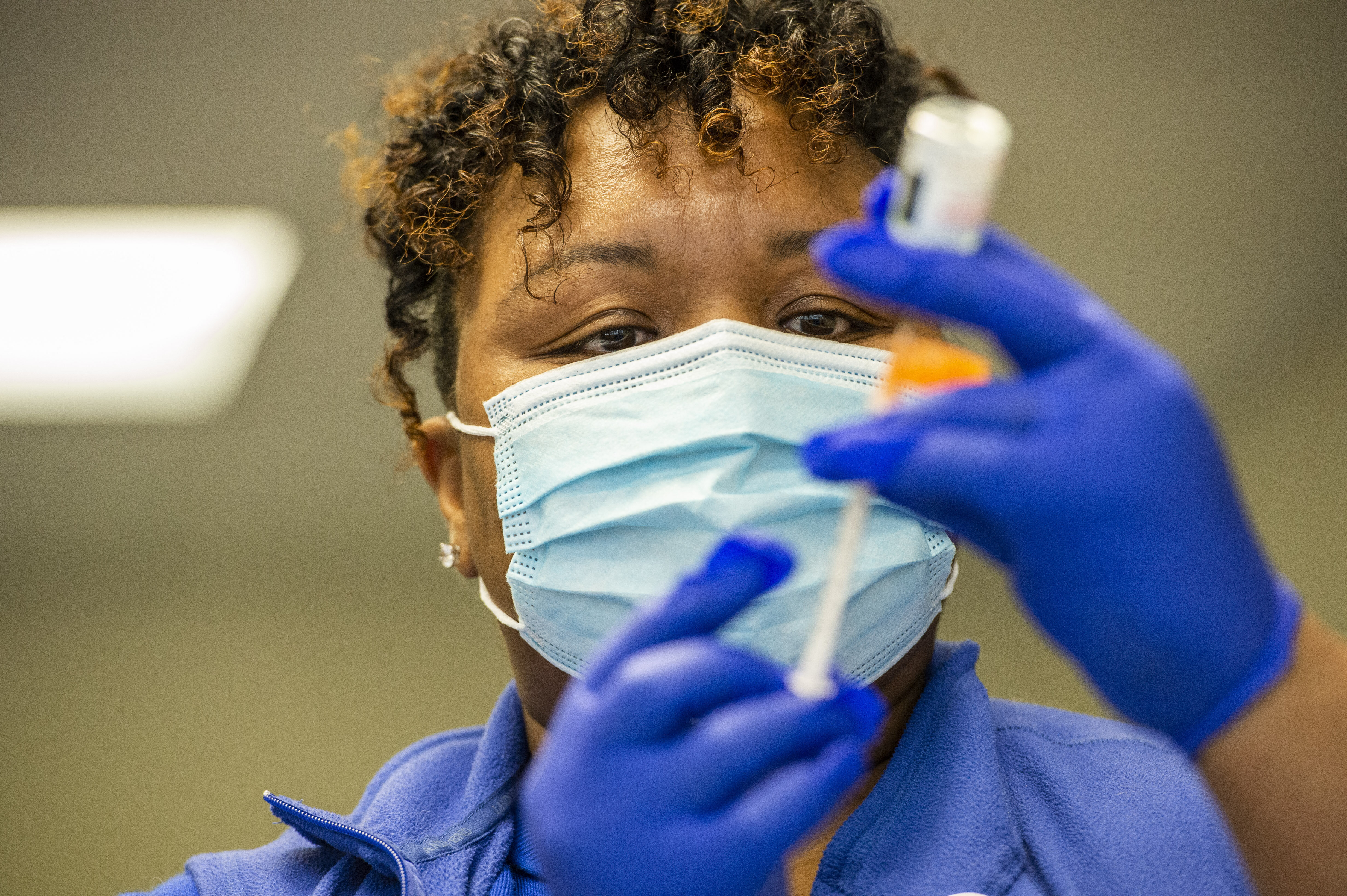 Covid-19: Moderna veut augmenter de 50% la capacité de ses flacons de vaccin