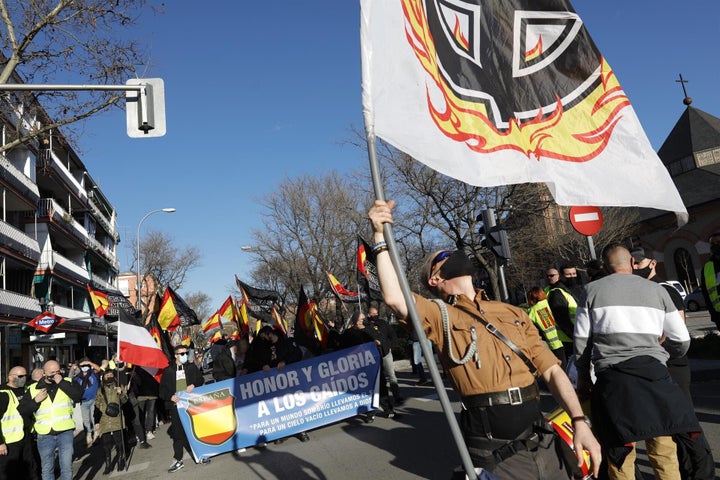 Un grupo de nazis se manifiesta en Madrid en homenaje a la División Azul.