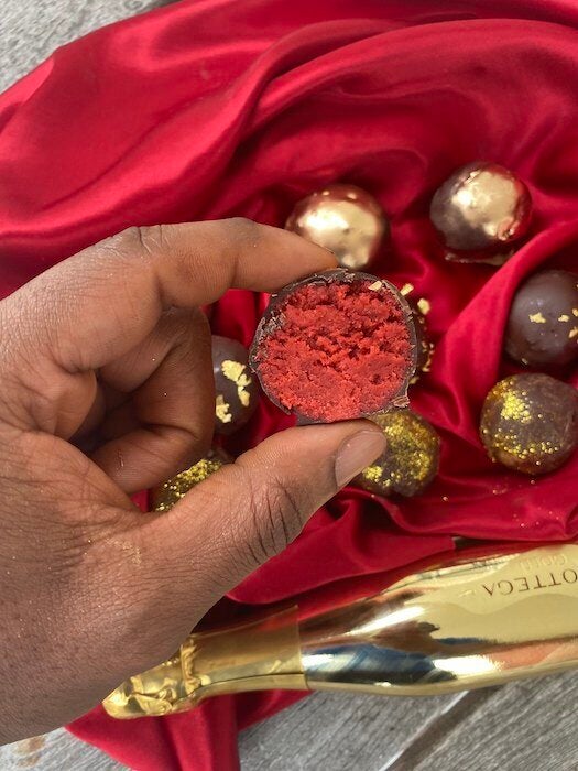 Oyaks' red velvet cake truffles