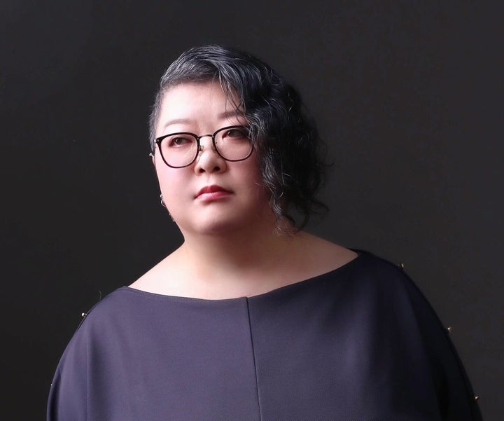 強くてエネルギーの塊のような主人公を 作家 王谷晶が描く シスターフッド小説 の最前線 ハフポスト アートとカルチャー 強くてエネルギーの塊のような主人公を 作家 王谷晶が描く シスターフッド小説 の最前線 ハフポスト アートとカルチャー