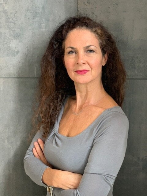 Photo of Joanna Gualtieri.