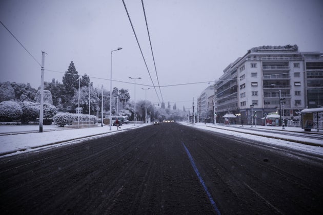 Σύνταγμα, 07:00, 16 Φεβρουαρίου.