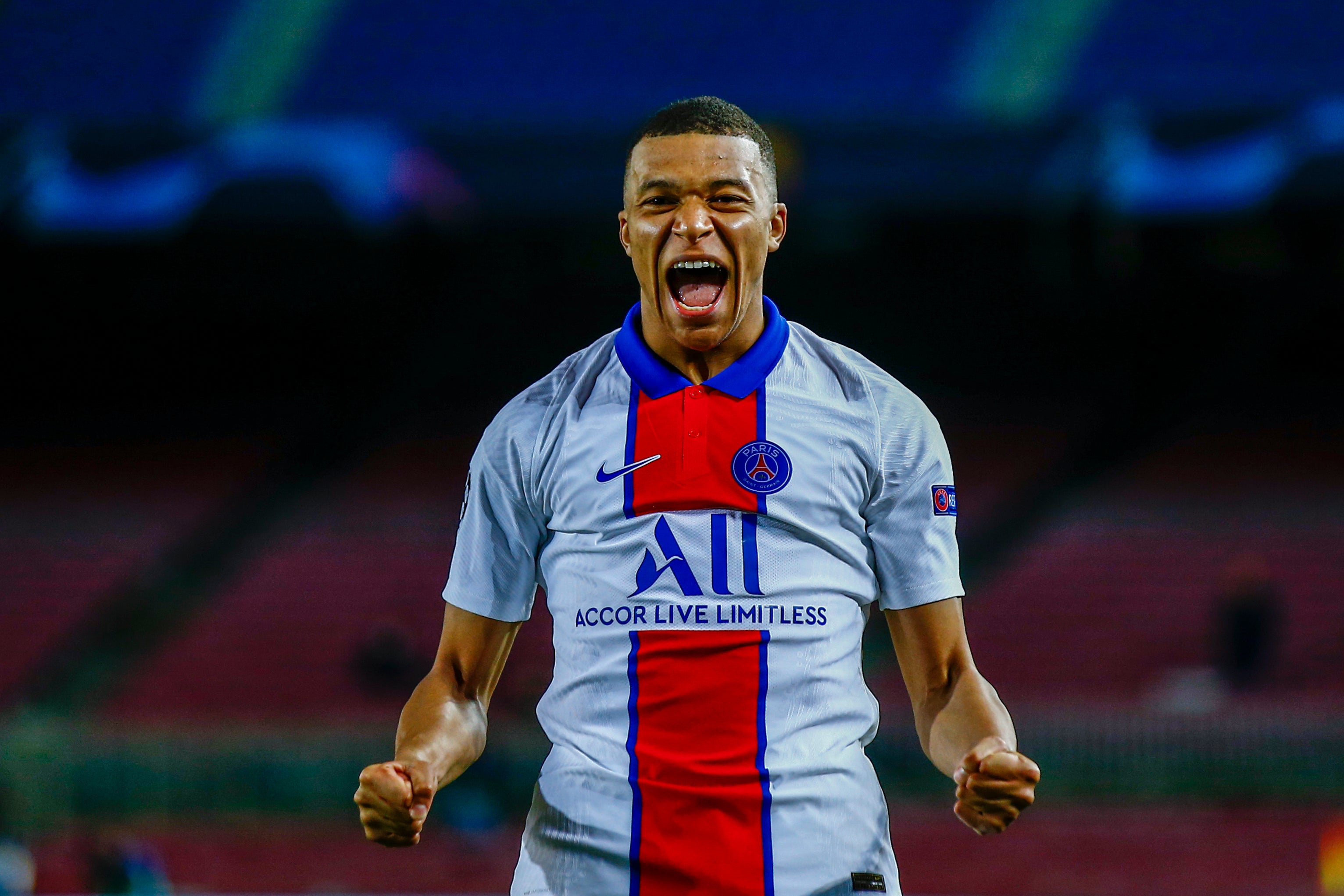 Fc Barcelone Psg Le Triple De Kylian Mbappe A Affole Tout Le Monde Le Huffpost