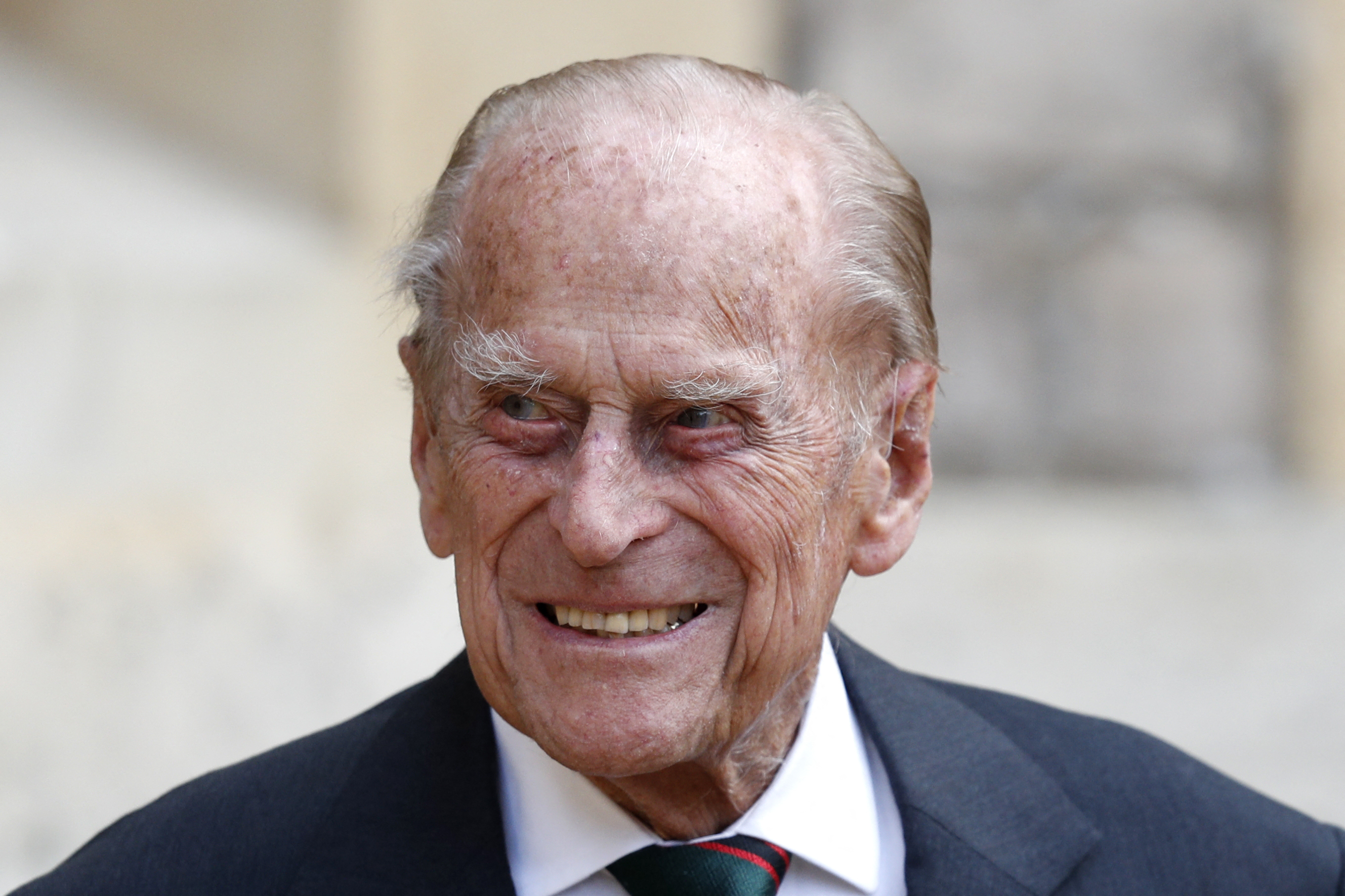 Le prince Philip a été hospitalisé "par précaution" à Londres