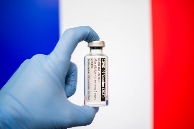 covid - Covid: Macron veut transférer 3 à 5% des vaccins à l'Afrique 602f60142600000d026bc9cd