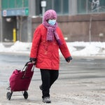 COVID-19: la «meilleure journée depuis cinq mois», dit