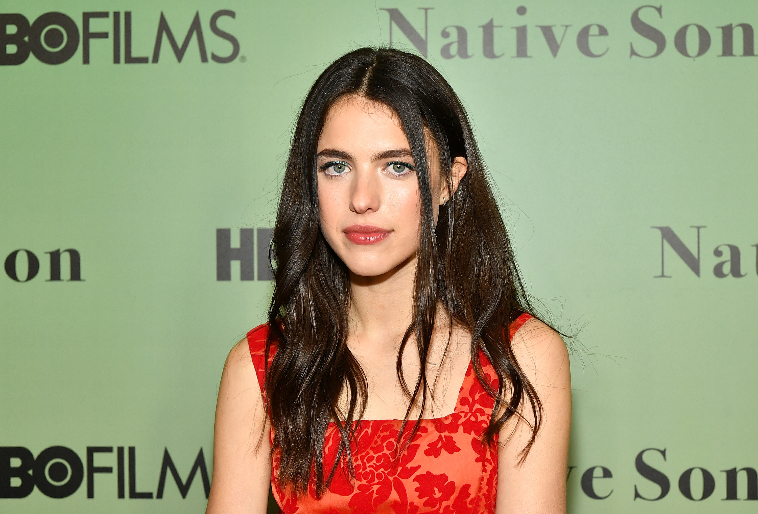 Margaret Qualley looks like emma roberts