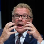 Projet de loi 59: Boulet défend sa réforme taxée de