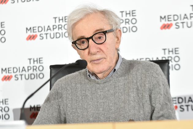 Le réalisateur Woody Allen lors du tournage d'un film à San Sebastian en Espagne, le 9 juillet 2019