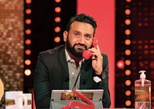 Le CSA met en demeure TPMP et Cyril Hanouna pour un parrainage avec une compagnie aérienne