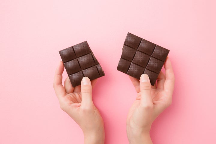 もうチョコを買わない が正しい選択なのか 生産現場の隠れた児童労働を知って考えたこと ハフポスト これからの経済 もうチョコを買わない が正しい選択なのか 生産現場の隠れた児童労働を知って考えたこと ハフポスト これからの経済