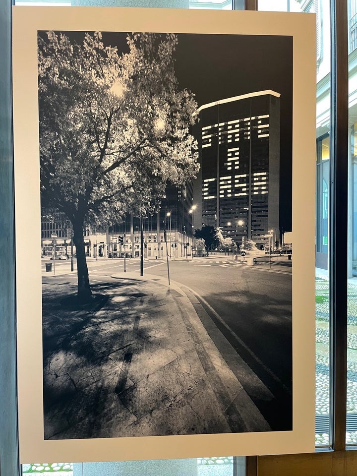“Quedaros en casa” la fotografía de Carlo Mari durante el confinamiento en Milán.