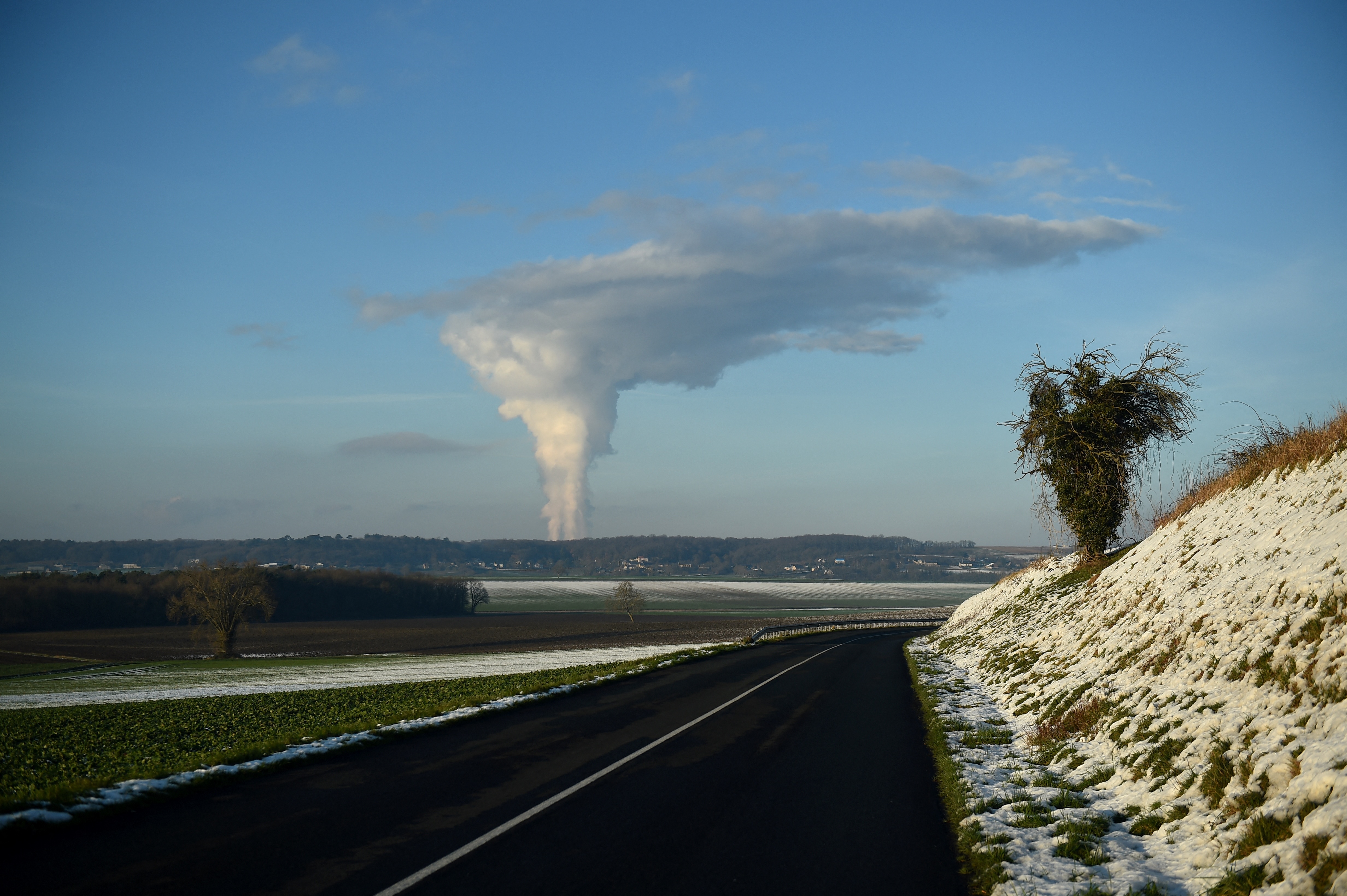 Les plus vieux réacteurs nucléaires prolongés en France