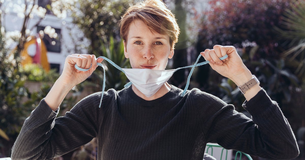 When Can We Stop Wearing Masks? Here’s What Scientists Say HuffPost