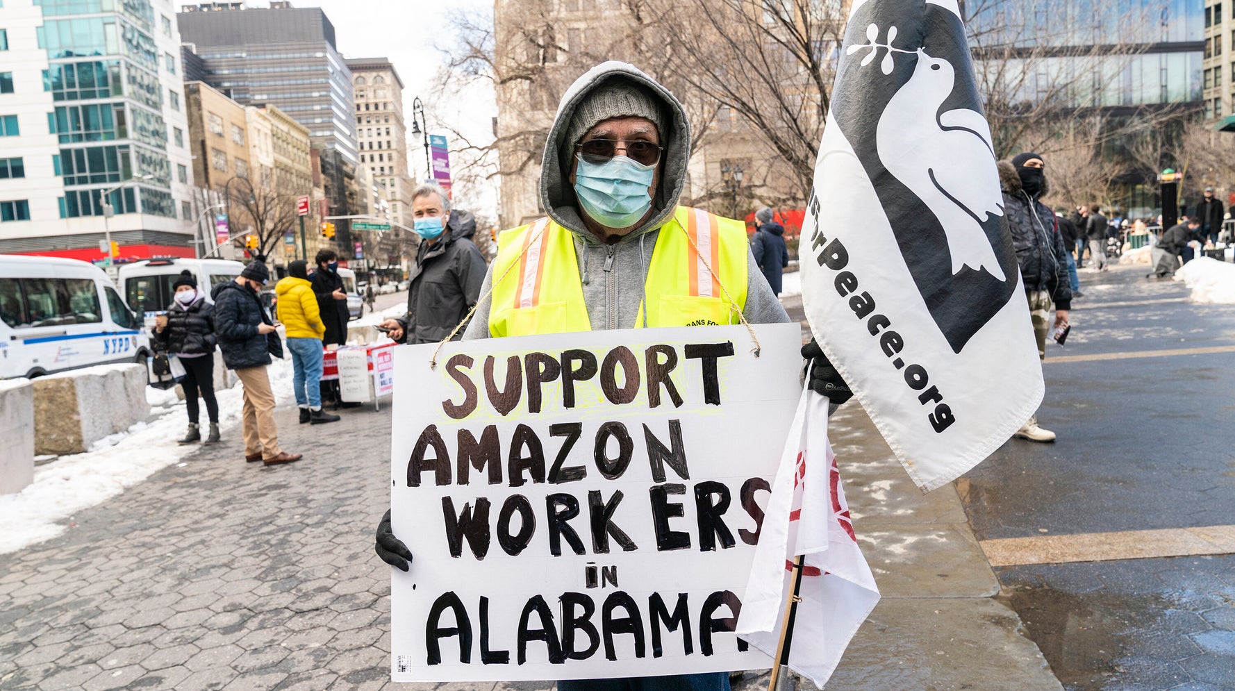 Labor Groups And Progressives Urge Biden To Support Amazon Union Drive - Vimarsana News