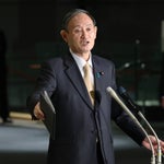 菅首相、会見を中止した「ぶら下がり取材」で苛立つ場面も。「先ほどから同じような質問ばかり」