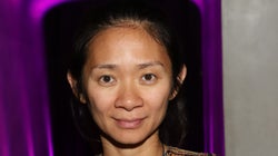 Chloé Zhao, la directora que ha hecho historia en los Globos de