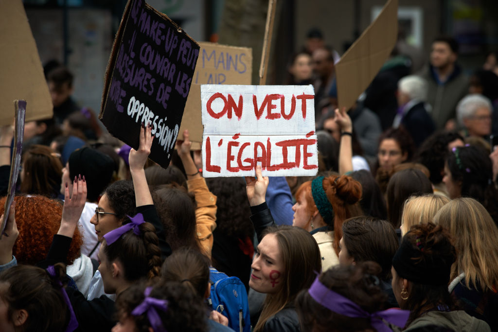 8 mars: les droits des femmes au coeur d'un appel à la grève