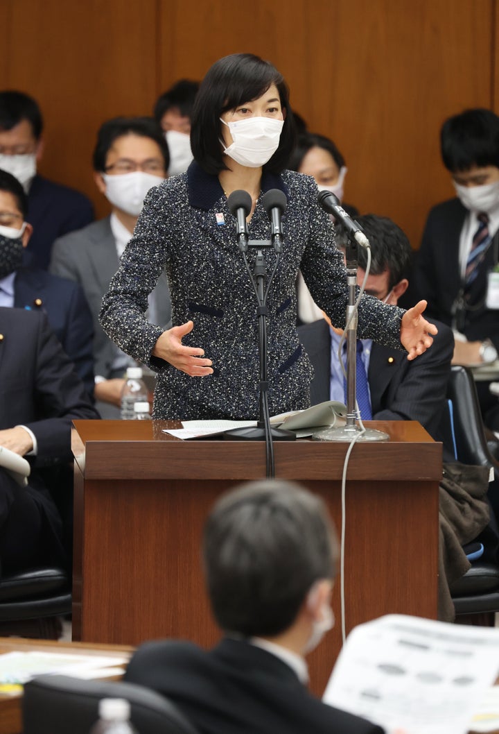 衆院内閣委員会で答弁する丸川珠代五輪・男女共同参画担当相＝2月24日、国会内