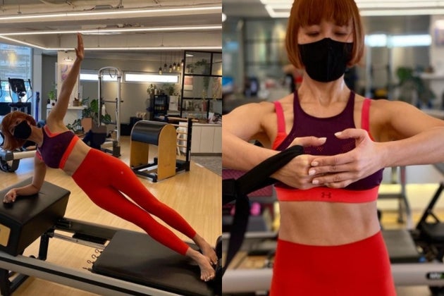 필라테스 운동 중인 최은경의 모습.
