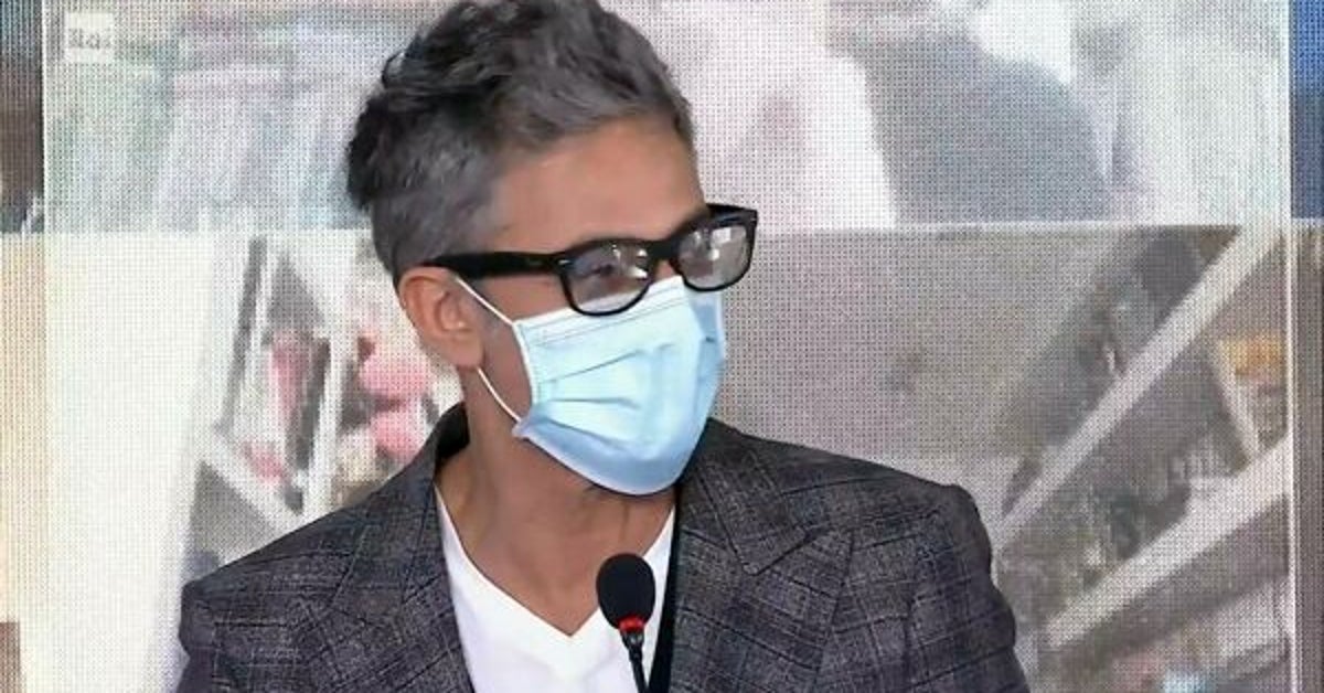 Fiorello si commuove per la figlia adolescente in lockdown. &quot;Soffro per lei&quot; L'HuffPost