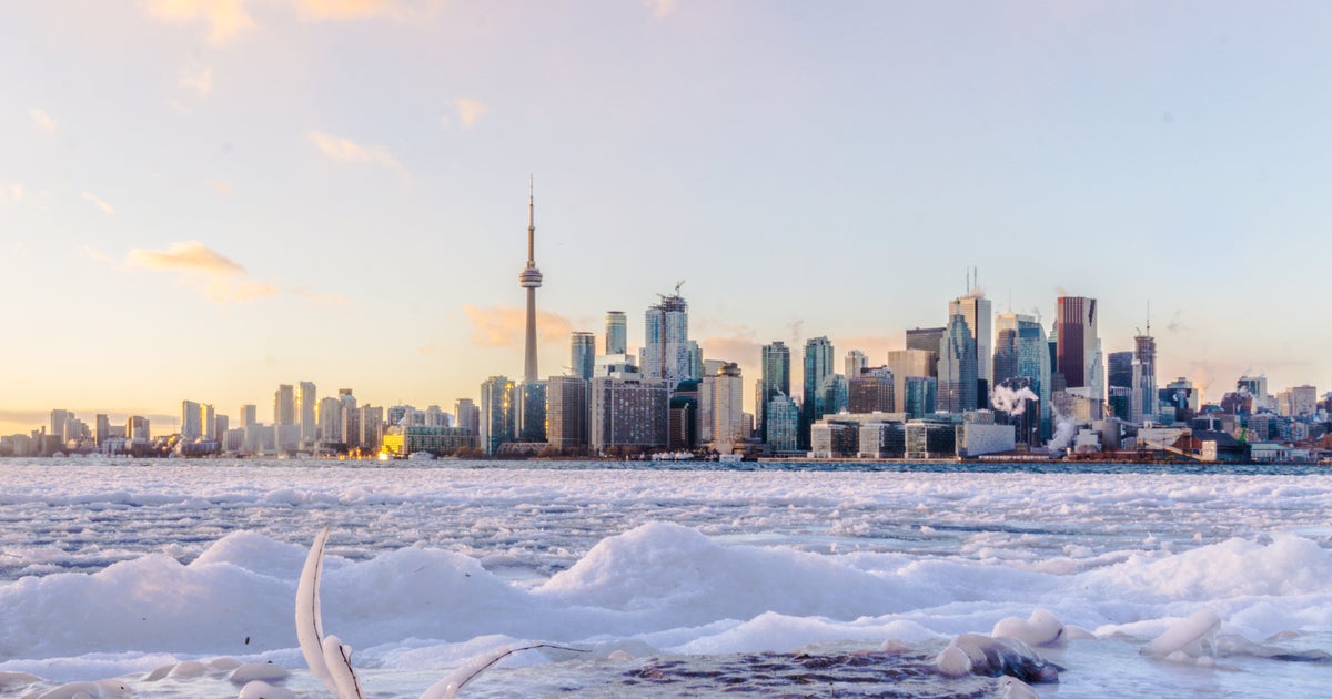 Greater Toronto's Average House Price Passes 1 Million LaptrinhX / News