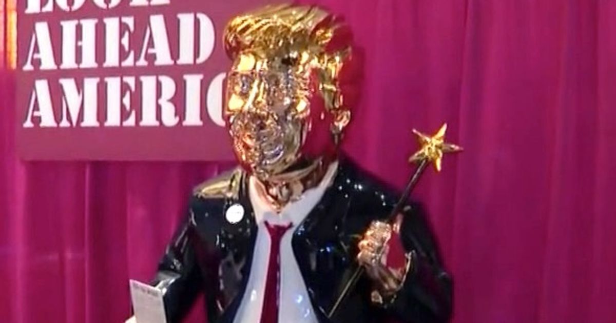 Trump Golden Idol Statue At Cpac Has A Super Awkward Origin Story