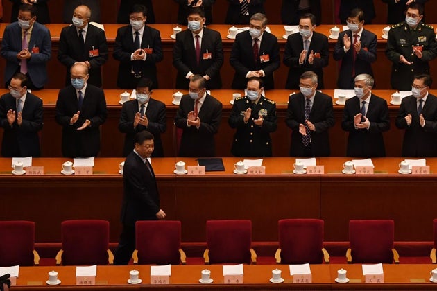 “Le due sessioni”. Nel teatro del potere in Cina, sotto il segno di Xi “Le due sessioni”. Nel teatro del potere in Cina, sotto il segno di Xi