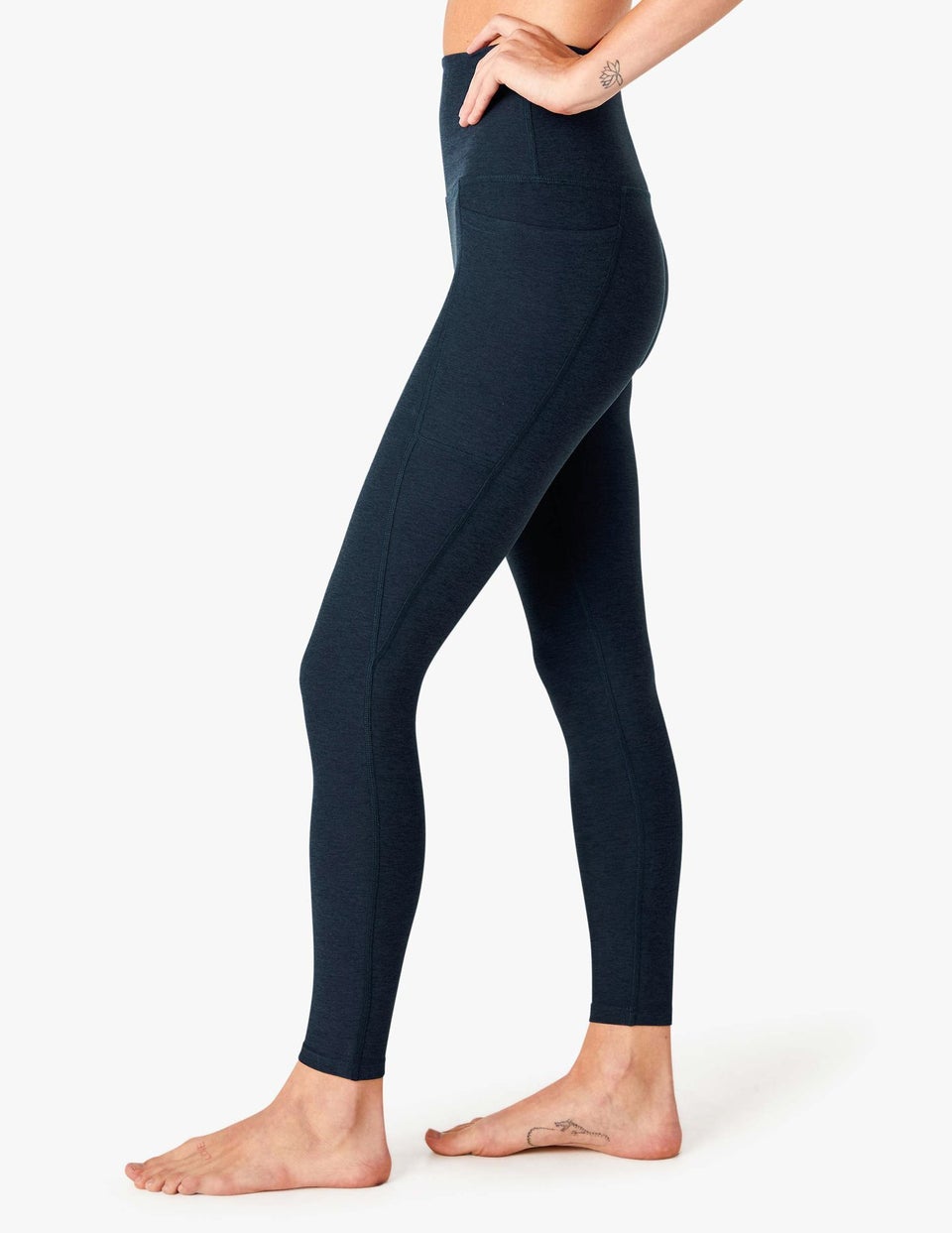 Felina 2-pack sueded leggings are $4 off through 1/24! 🙌🏼 These