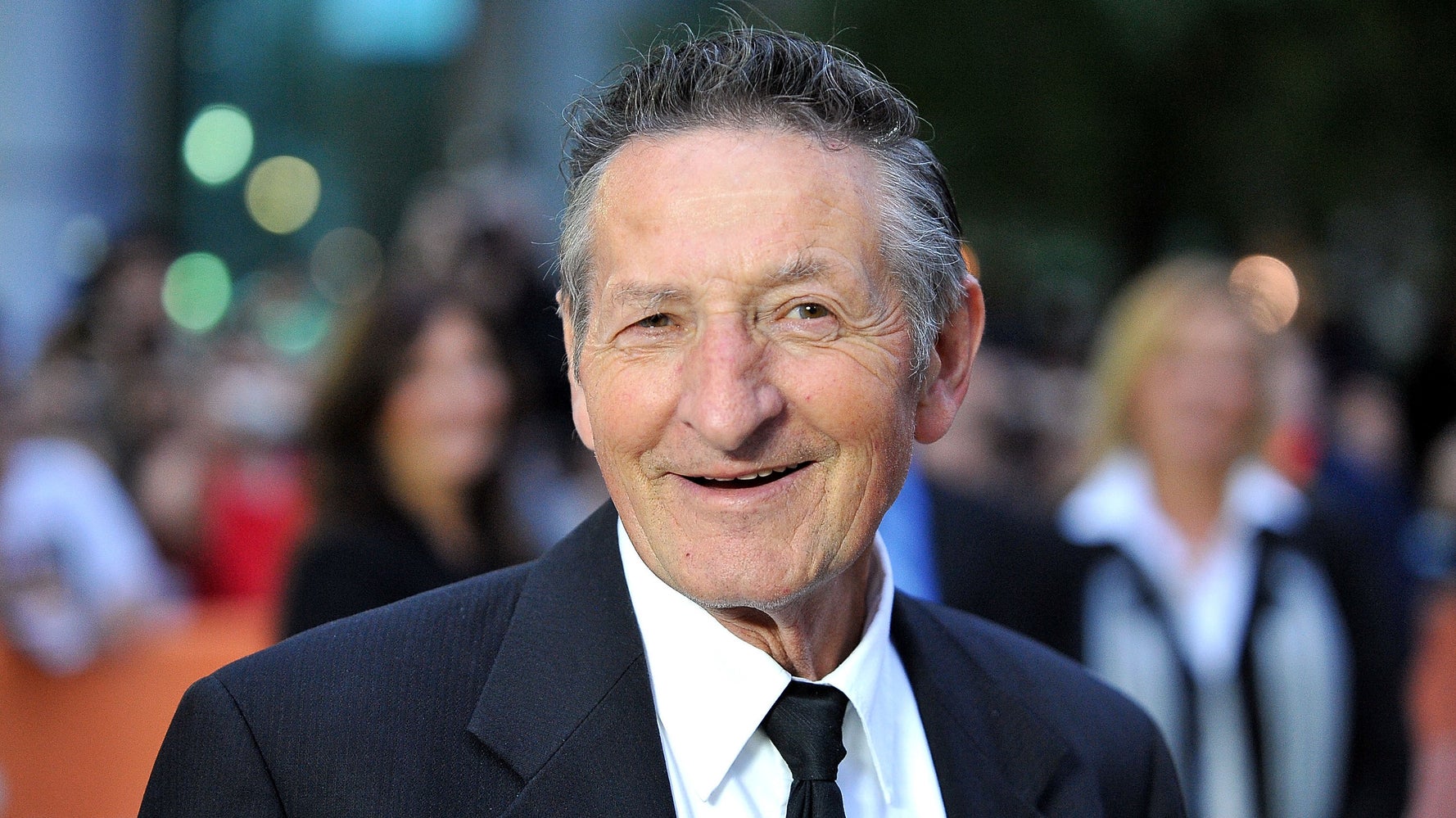 Walter Gretzky, Father Of 'The Great One,' Dead At 82 - Vimarsana News
