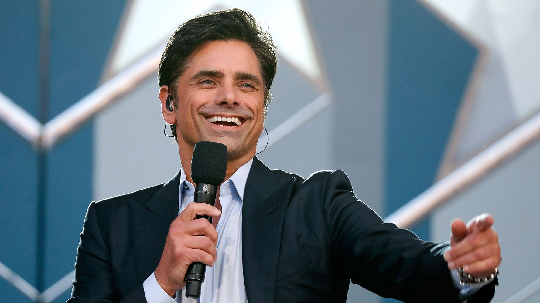 John Stamos’s throwback note to Elizabeth Olsen at the end of ‘WandaVision’ is so sweet