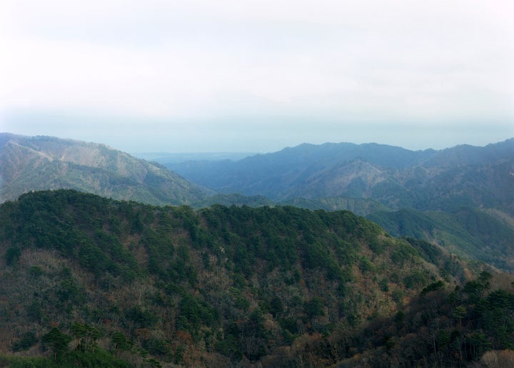 2011年4月21日、福島第一原発から18キロの地点から撮影した写真。20キロ圏内が立ち入り禁止と正式決定される1日前だった。