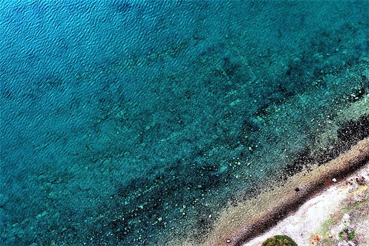 Εναέρια όψη βυθισμένων κτιριακών καταλοίπων στο Τσιφλίκι