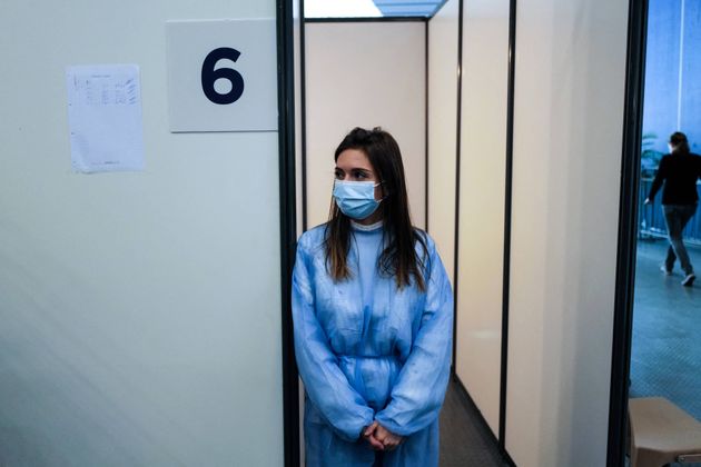 A caregiver at the Covid-19 vaccination center in Nice, on March 6