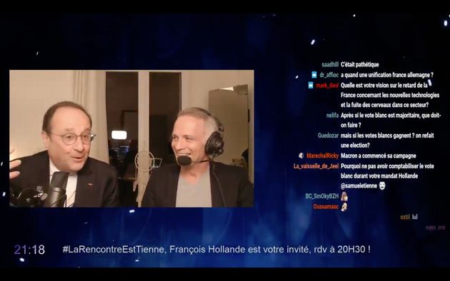 L'ancien président français François Hollande et le journaliste Samuel Étienne sur Twitch le lundi 8 mars 2021.