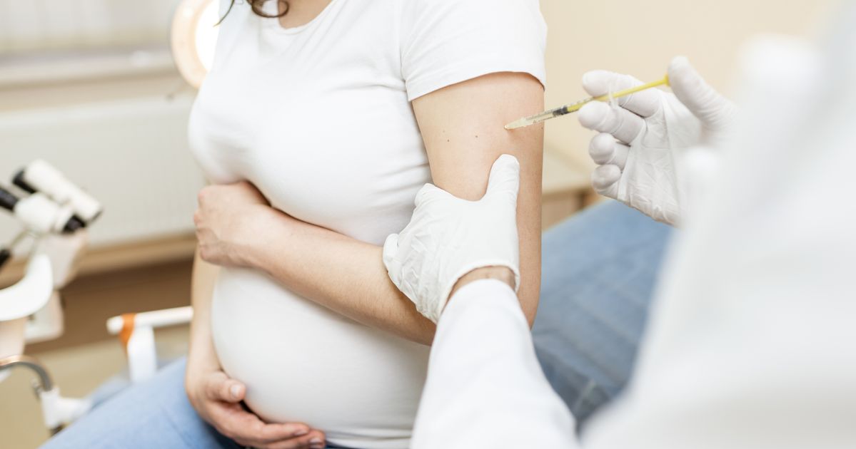 Ontario Doctors Applaud Decision To Prioritize Pregnant Women In COVID-19 Vaccine Rollout