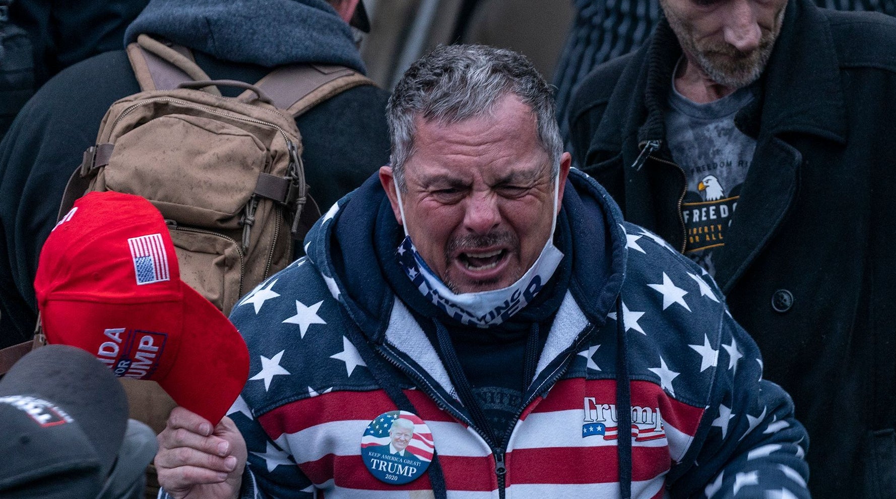 Capitol Rioter Who Used Fire Extinguisher On Cops Says He Realizes 'Tyrannical' ..