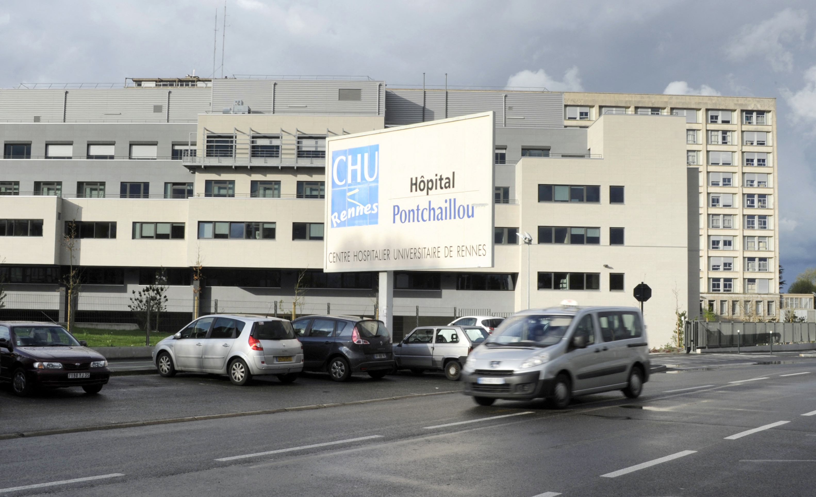 Covid-19: le CHU de Rennes partage la lettre touchante d'un ancien patient