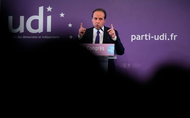 Le président de l'UDI Jean-Christophe Lagarde a été placé en garde à vue jeudi 11 mars après que des membres de sa famille se sont inquiétés de son état et de sa possession d'armes à feu.