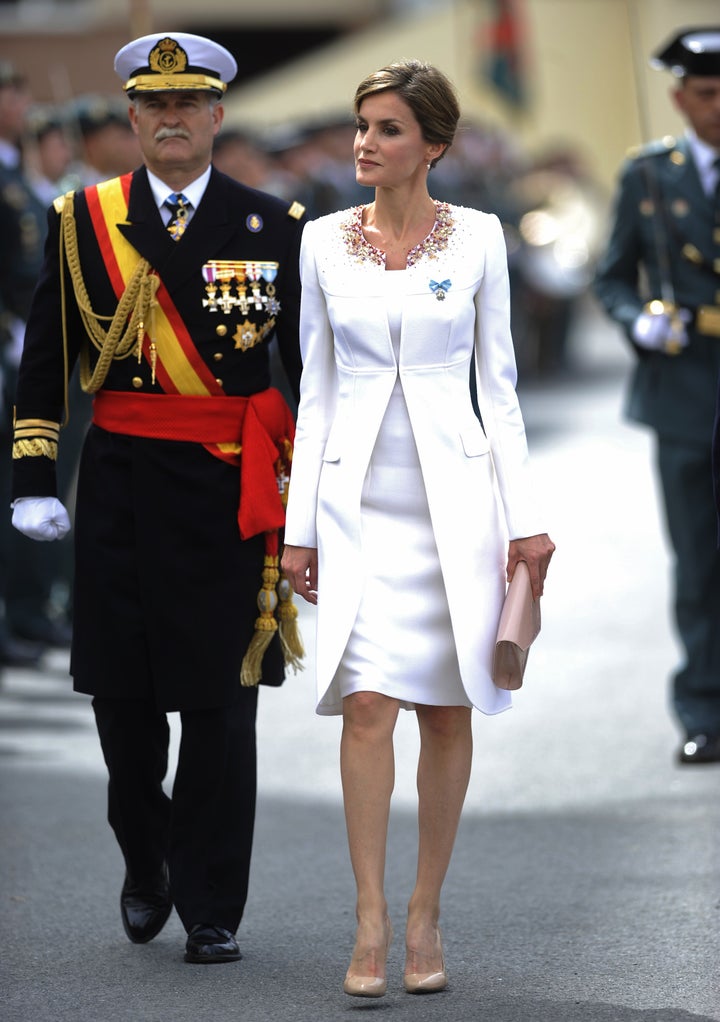 La reina Letizia en el acto de honor de la Guardia Civil celebrado en Vitoria en mayo de 2015.