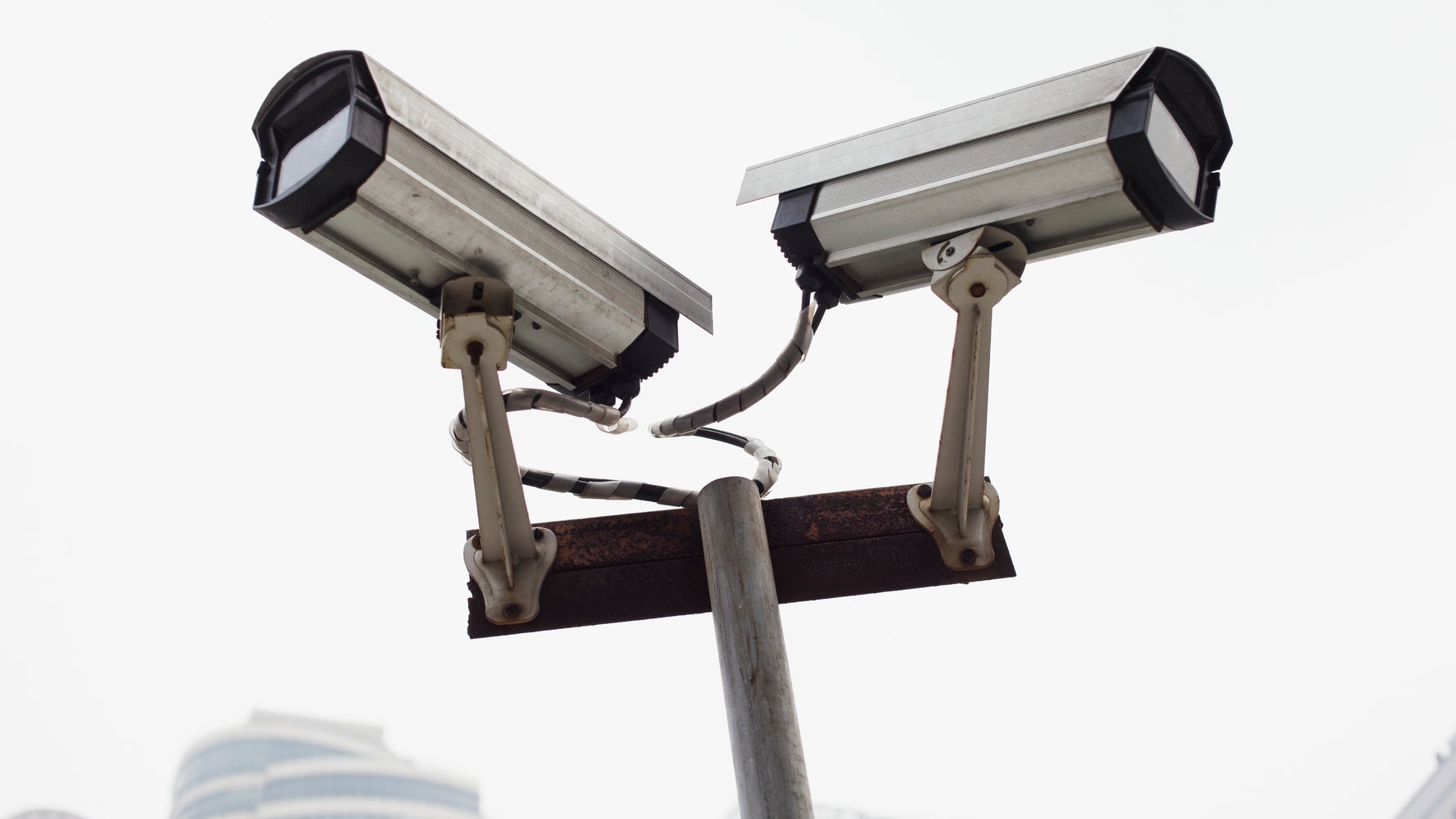 普通の防犯カメラ装い 顔データを無断で収集か 1億人以上のデータ集まっている 中国の名物番組が暴露 ハフポスト