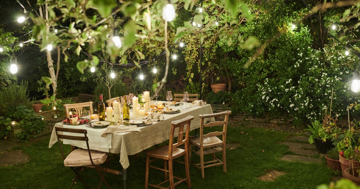 Garden Inspo: 11 Ways To Jazz Up Your Outdoor Space For Guests ...