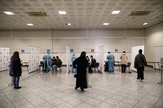 Κορονοϊός: 2.785 νέα κρούσματα, 649